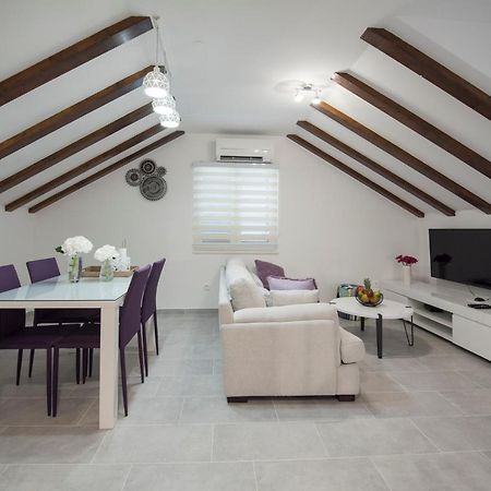 Apartment Piccolo Paradiso สปลิท ภายนอก รูปภาพ