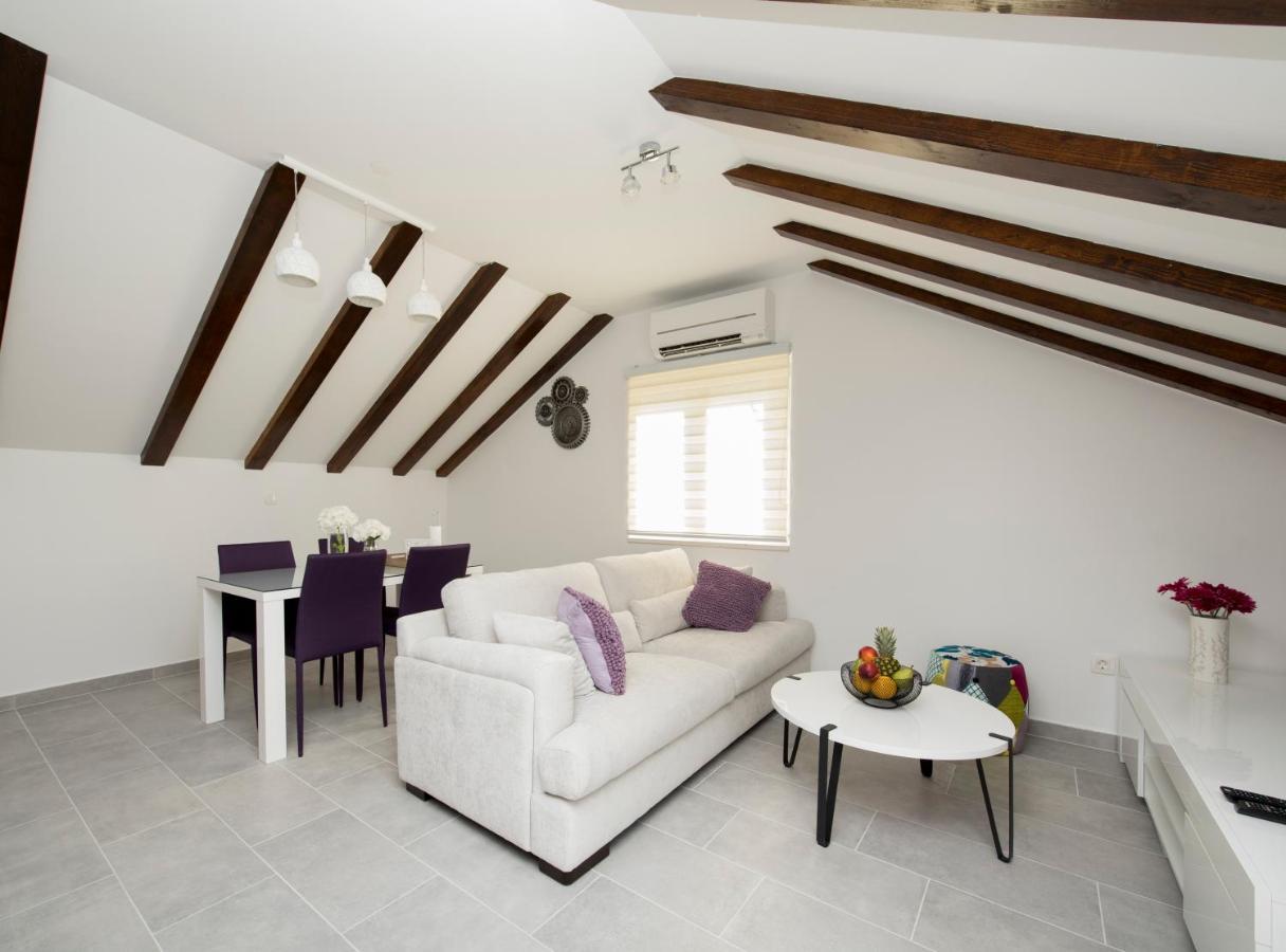 Apartment Piccolo Paradiso สปลิท ภายนอก รูปภาพ