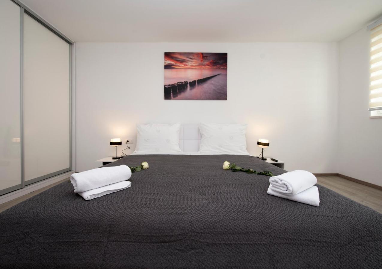 Apartment Piccolo Paradiso สปลิท ภายนอก รูปภาพ