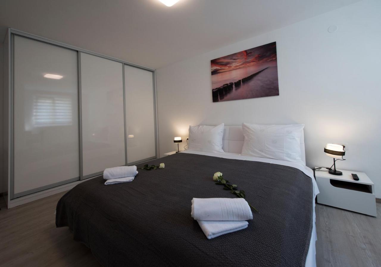 Apartment Piccolo Paradiso สปลิท ภายนอก รูปภาพ