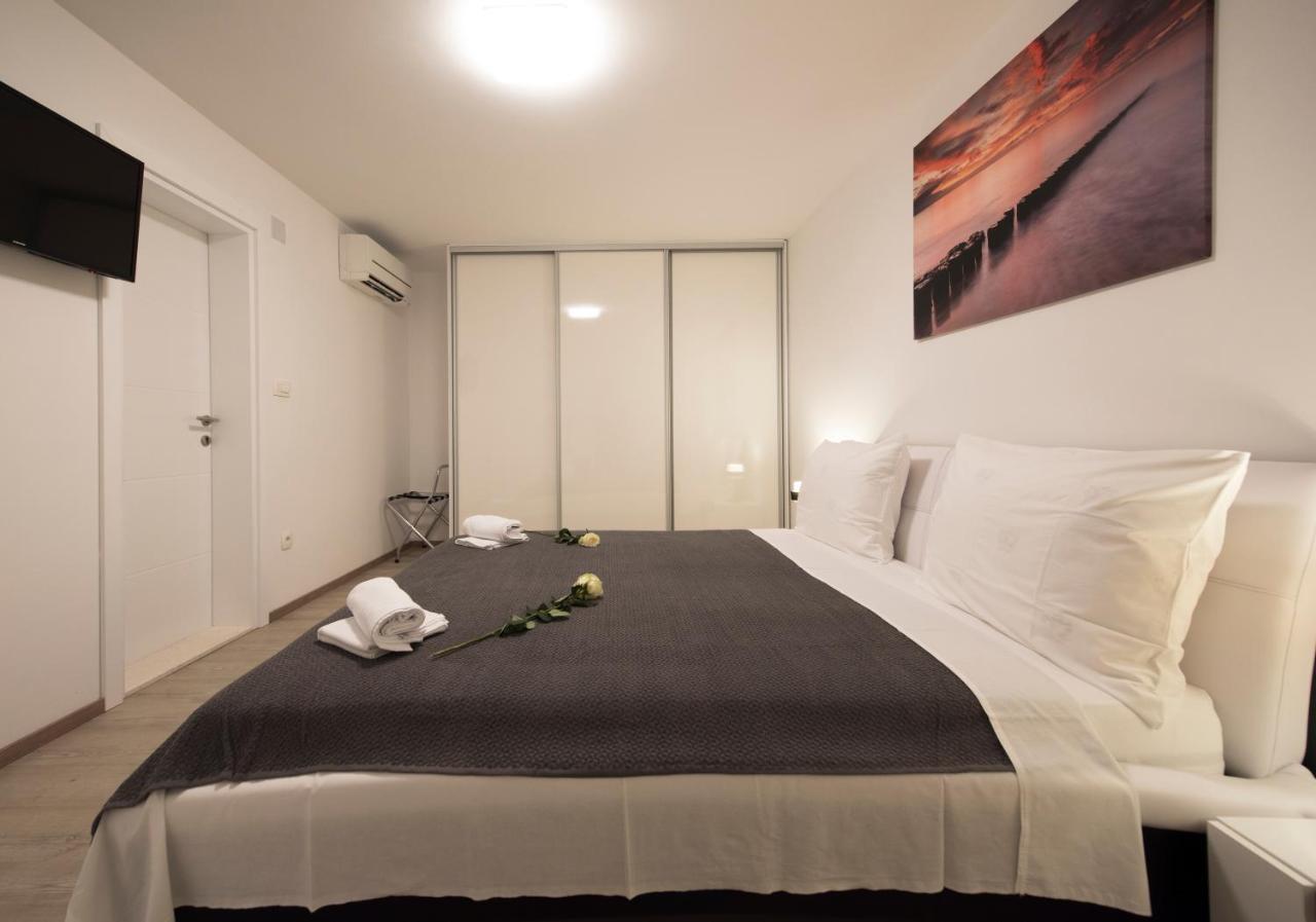 Apartment Piccolo Paradiso สปลิท ภายนอก รูปภาพ